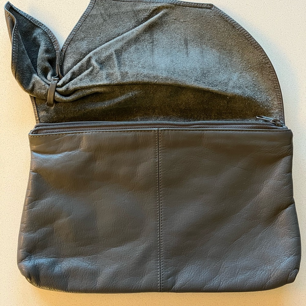 Vintage Bermans Large Gray Leather Clutch - Picture 4 of 8